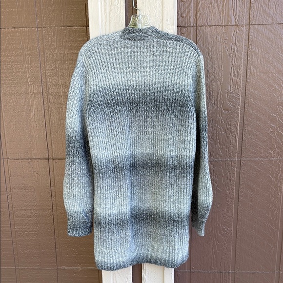 NWT Gap Cardigan - Picture 5 of 5
